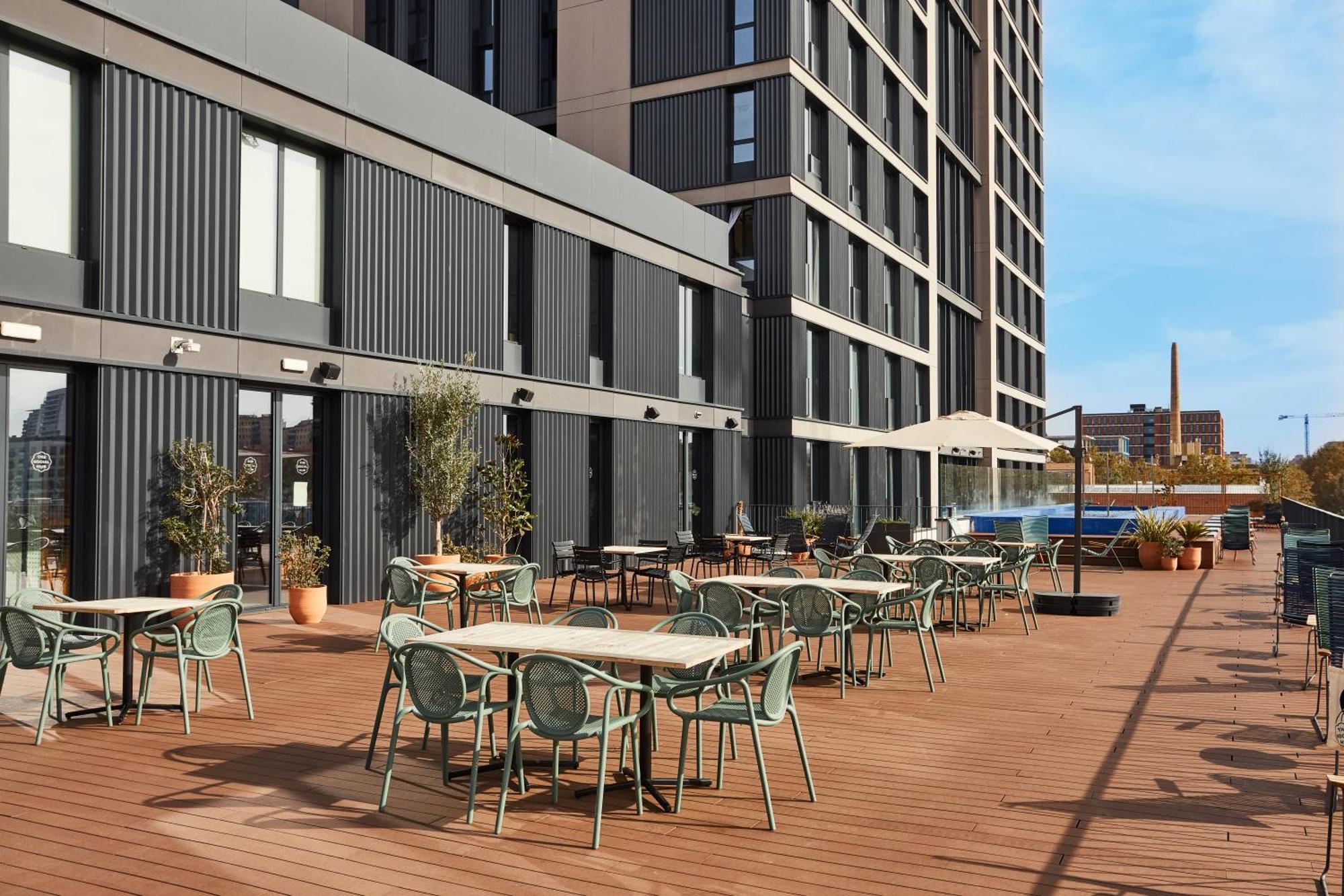 Hotel The Social Hub Barcelona Poblenou Esterno foto
