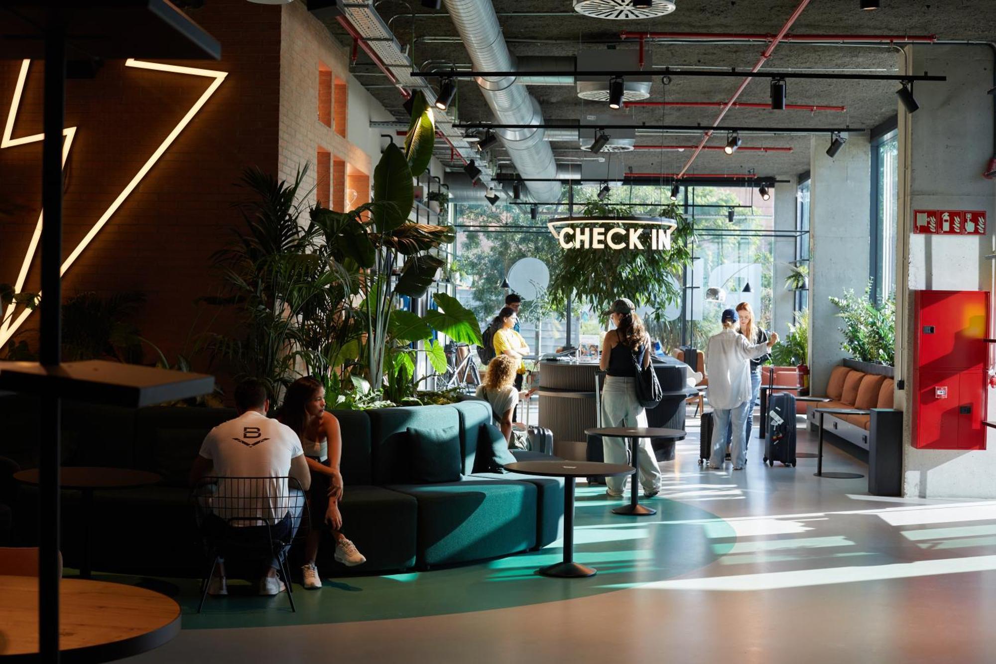 Hotel The Social Hub Barcelona Poblenou Esterno foto